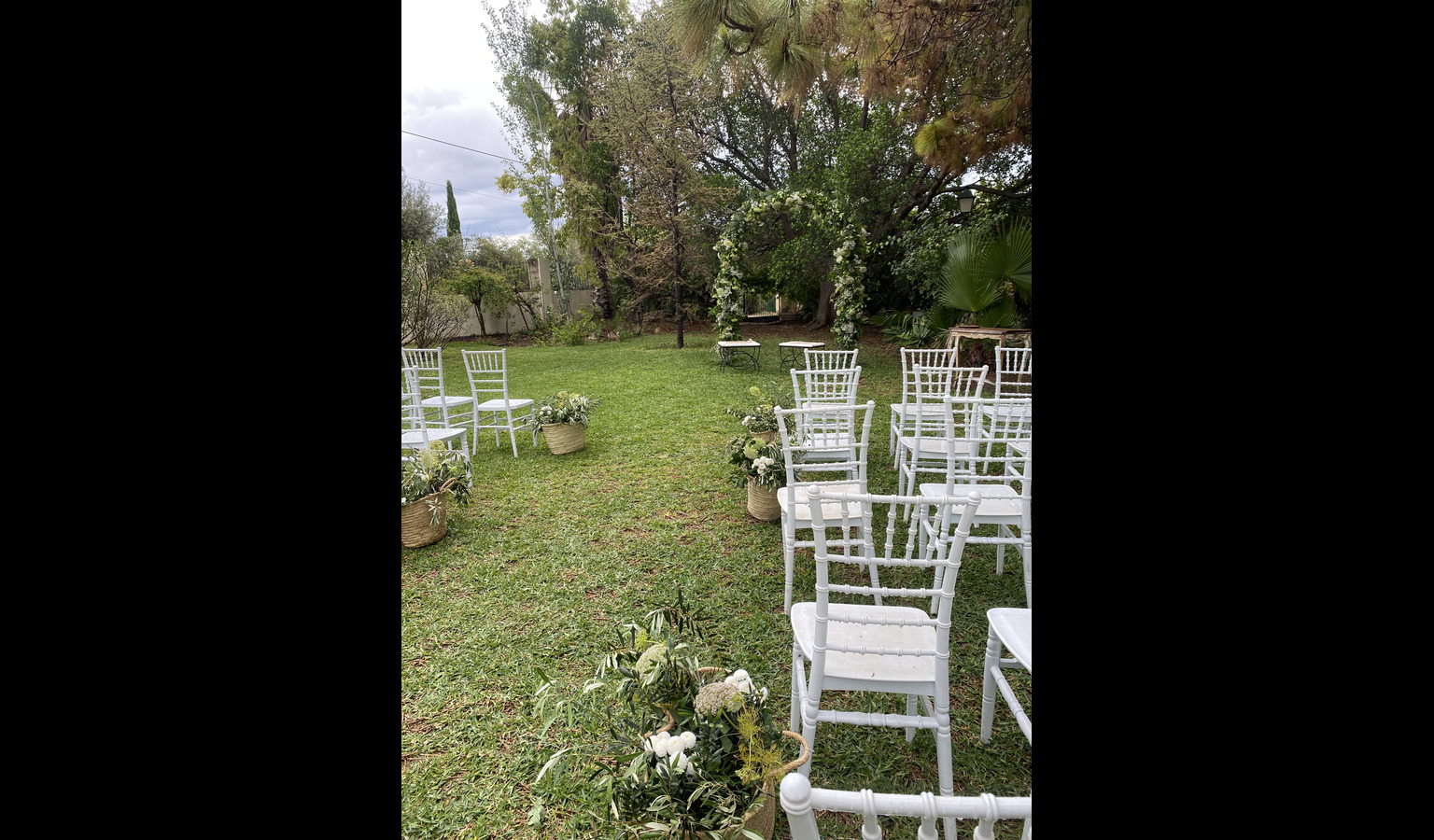 adriana-flower-works6832e582665939.37599622.jpg