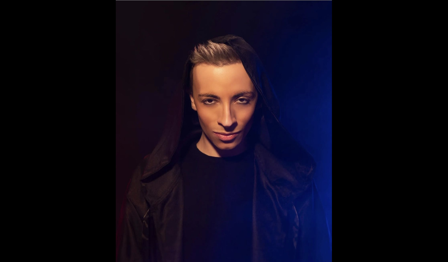 dani-parreno683639cf466217.29868104.jpg