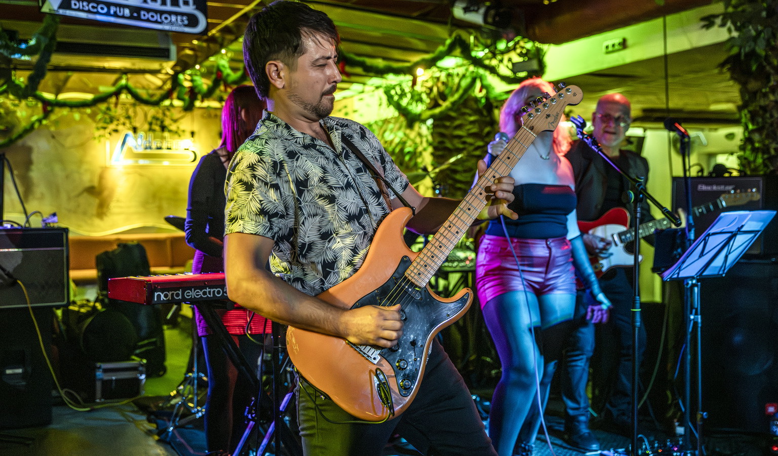 forasters-rock-band683dd218b1ea97.23370807.jpg