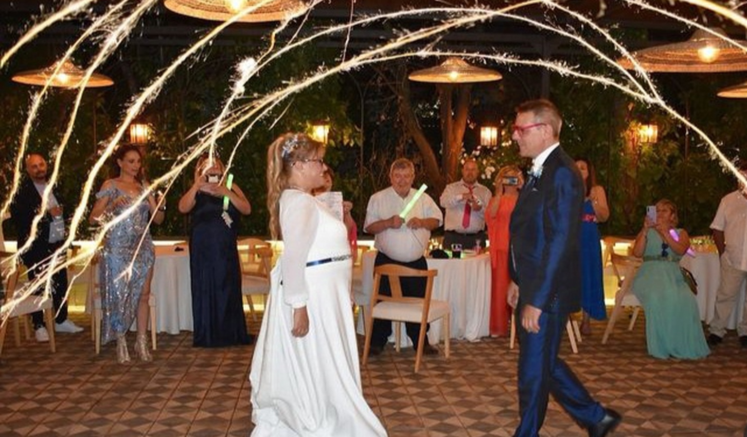 esencia-de-boda68dadd05f0d326.20145410.jpg