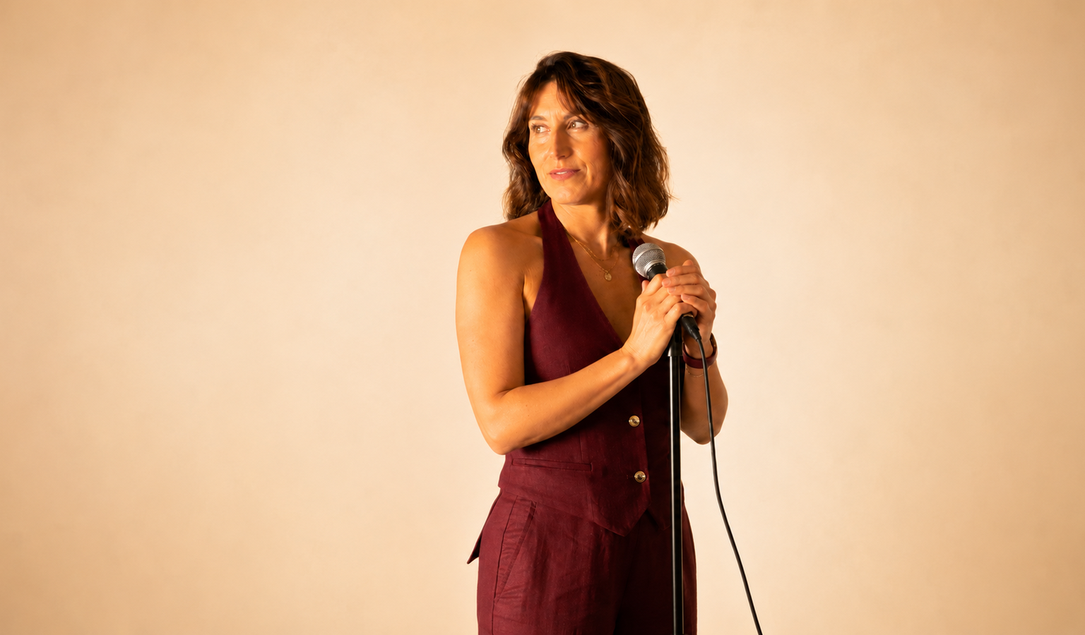 julia-gaz6a63c46cc84402.83225897.png
