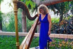 arpista-maribel-martin6839a4a86b6d62.50179190.jpg