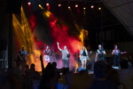 cosmic-vocal-group69de2d07d2e7e8.33197561.jpg